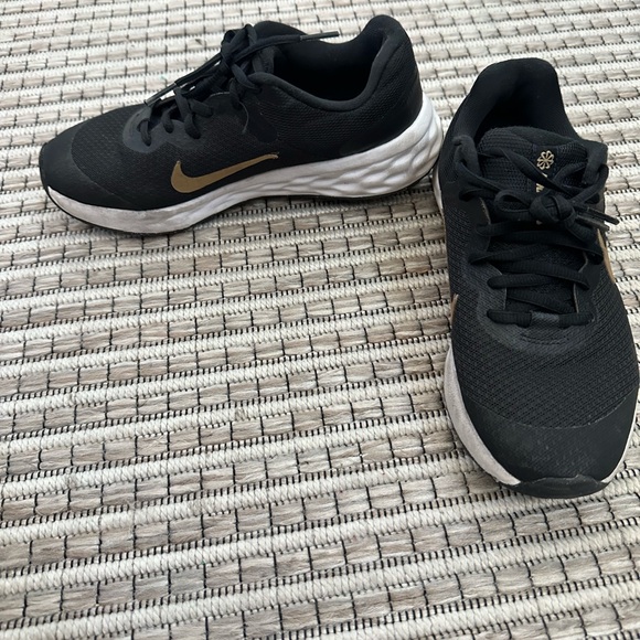 Kids Nike revolution - Picture 1 of 7